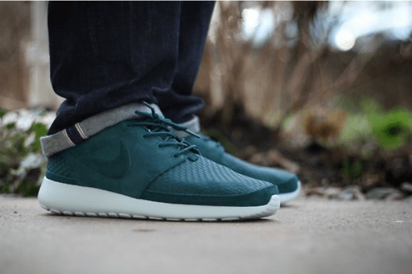 nike roshe with jeans