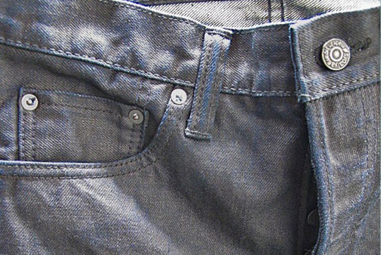 Coated Jeans: The Trend To Wear Now | HuffPost Life | Denim trends, Black  coated jeans, Metallic jeans