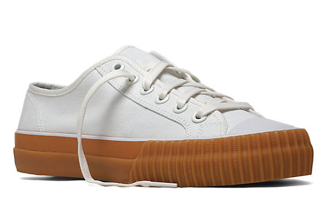 gum sole white shoes