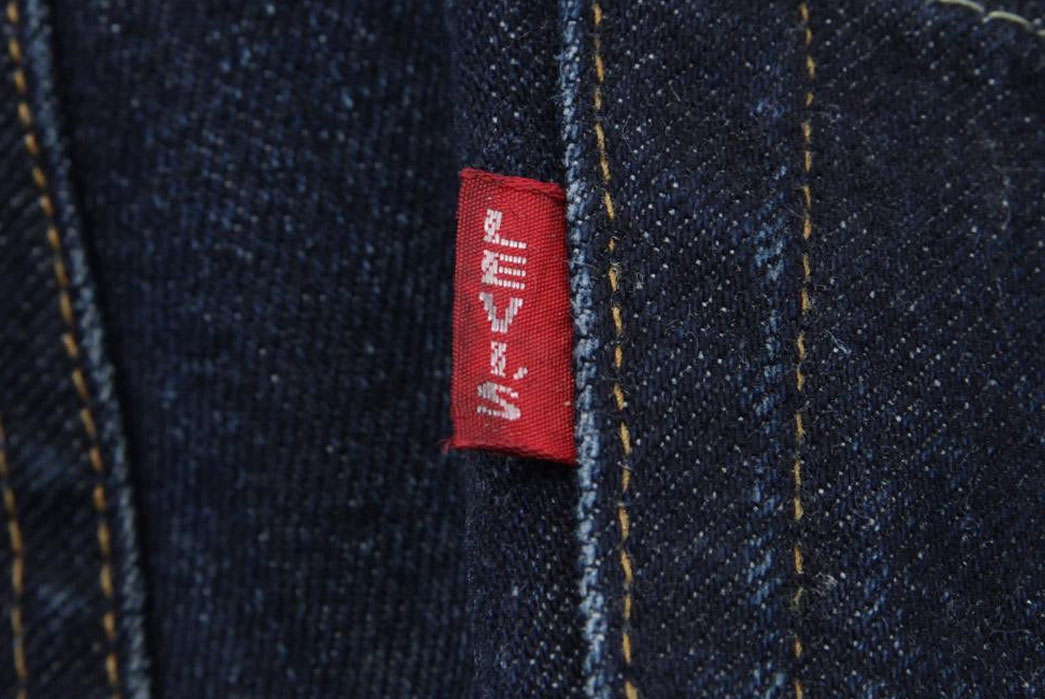 levi red tab without letters