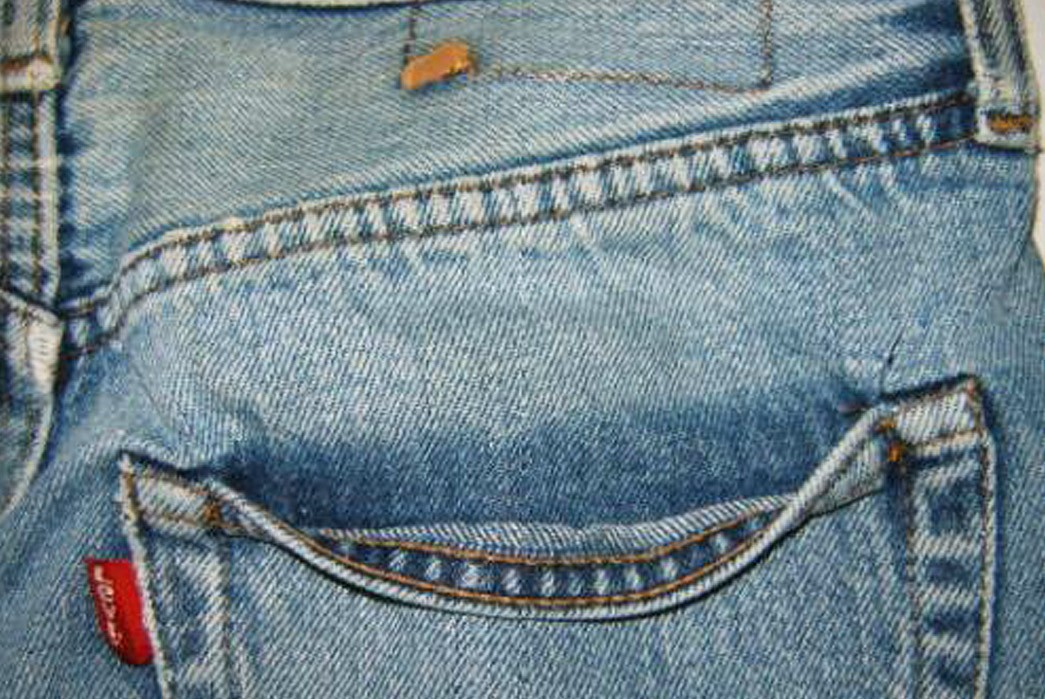 levis jeans back pocket