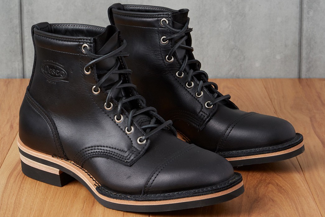 black packer boots