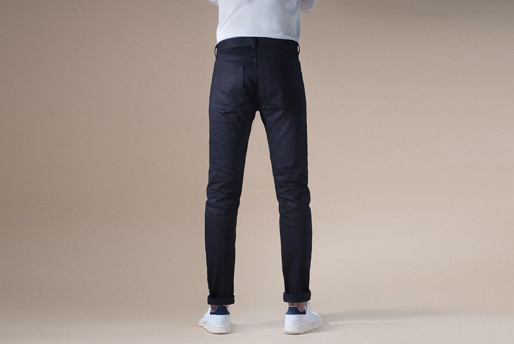 Noble-Denim-Goes-Tonal-With-Italian-All-Indigo-Selvedge-Small-Batch-Jeans-earnest-model-back