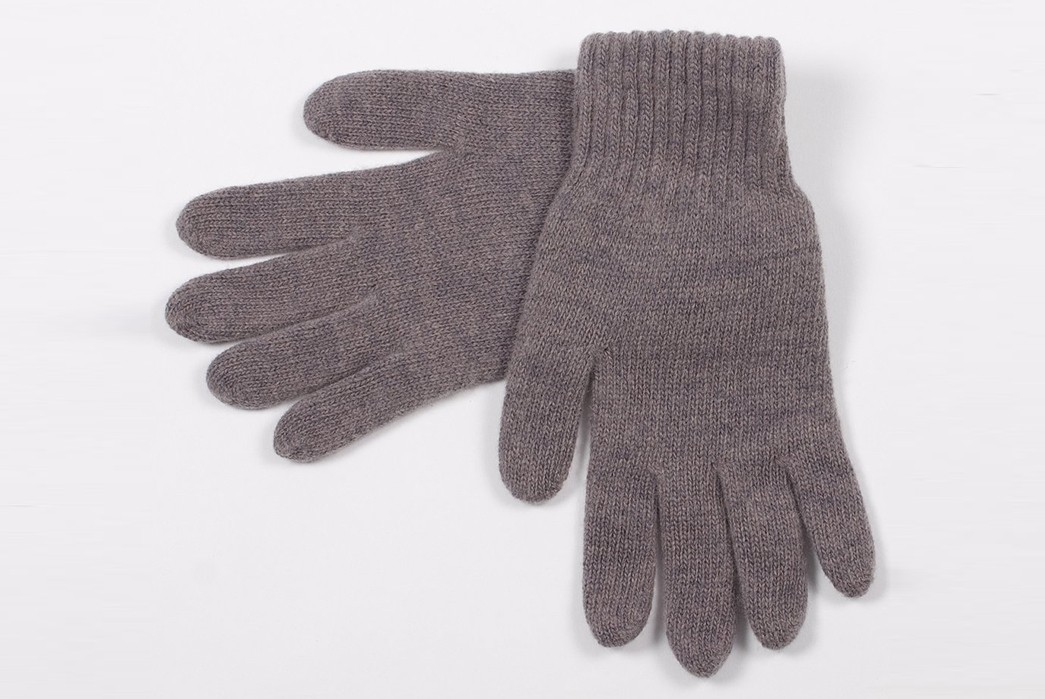 North American Quality Purveyors Made in Canada Lambswool Gloves