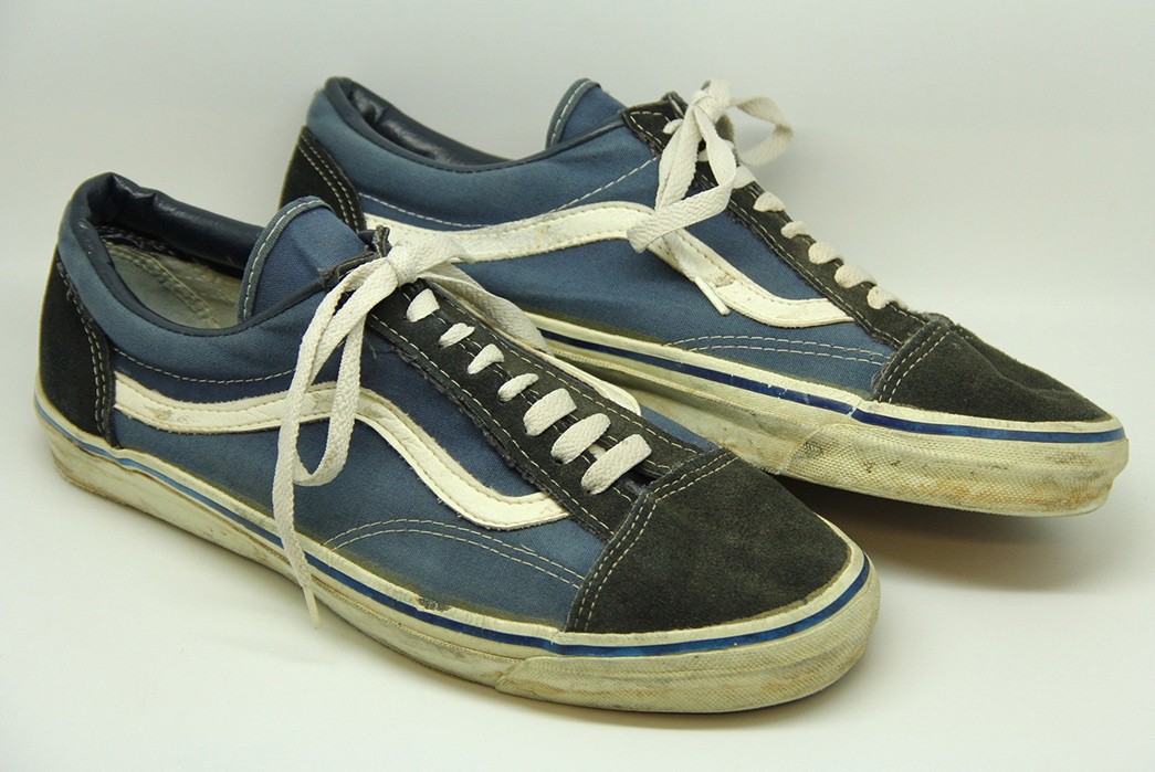what did the first pair of vans look like